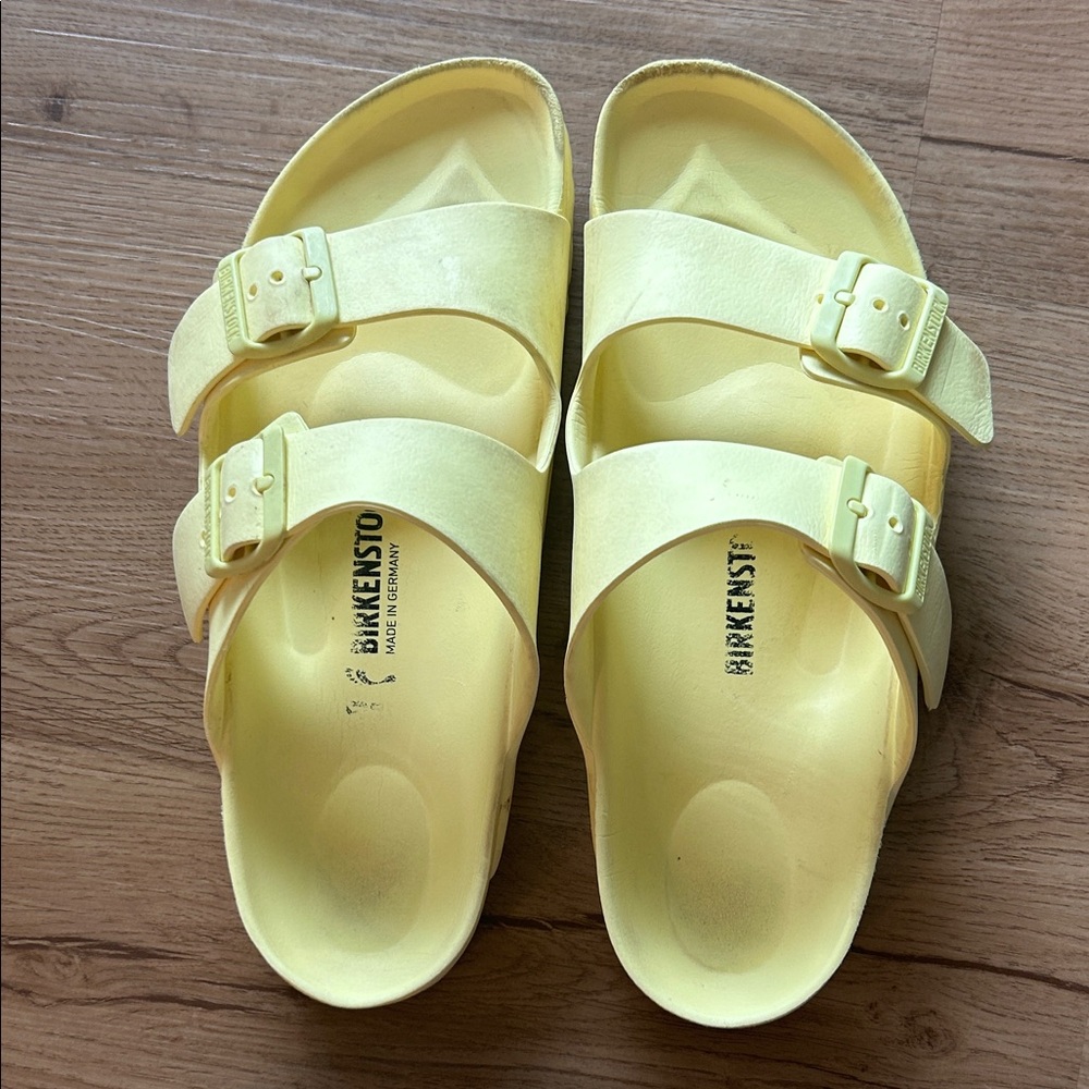 Birkenstock EVA 40 Yellow Sandals